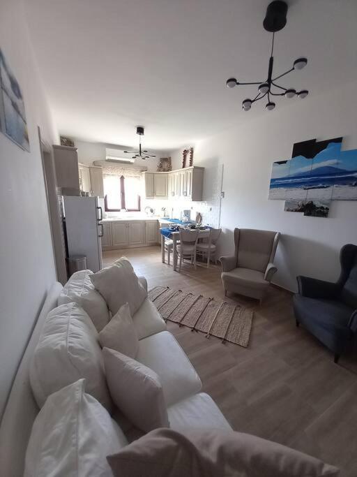 Annissa Appartment Karpathos Town  Exterior photo